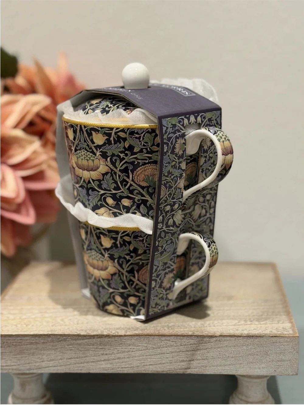 NEW! William Morris LODDEN Floral Design Fine China- Tea For One Teapot 3 pc Set